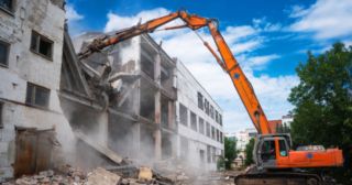 Промышленный демонтаж зданий Кулебаки, цена от 3008 руб.